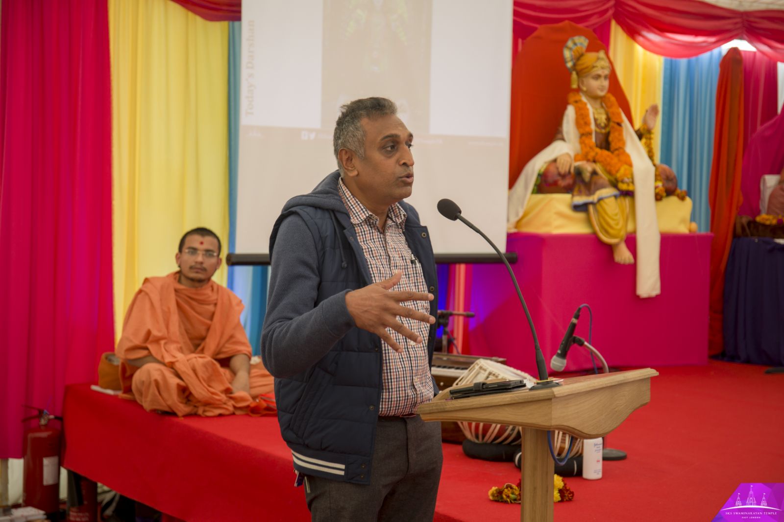 ©1987-2017 SKS Swaminarayan Temple East London